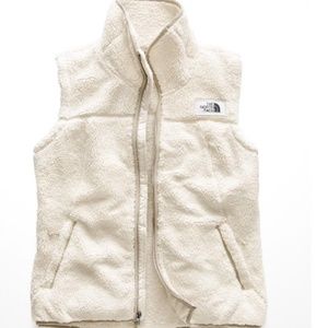 🤩Women's North Face Fleece Vest🤩